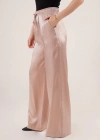 Parlak Görünümlü Cepli Bej Bol Paça Pantolon