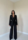 Siyah Beli Kuşaklı Ceket Ve Pantolon Parlak Takım