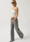 Taş Şerit Detaylı Jean