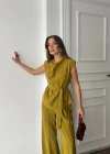 TENCEL ODAL KOLSUZ BLUZ KAPALI CEP DETAYLI DÖKÜLÜ  PANTOLON TAKI  Yağ Yeşili