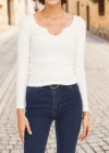 V Yaka Dekolteli Body Ekru