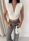 Vatkalı Kolsuz V Yaka Drapeli Crop Bluz ikralı Fit  Beyaz