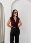 Vatkalı Kolsuz V Yaka Drapeli Crop Bluz ikralı Fit  Kahverengi