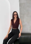 Vatkalı Kolsuz V Yaka Drapeli Crop Bluz ikralı Fit  Kahverengi