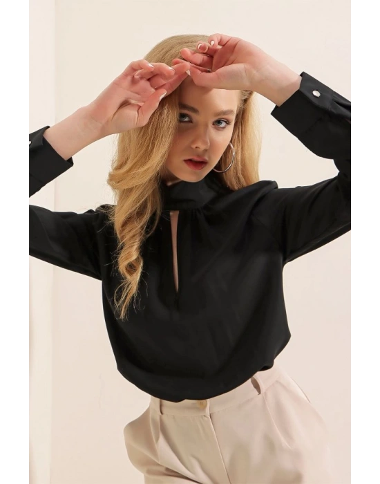 0418 Pencere Detaylı Bluz  Siyah