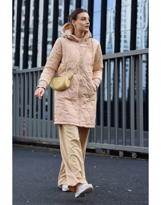 51 Kapitone Uzun Şişme Mont  Bej