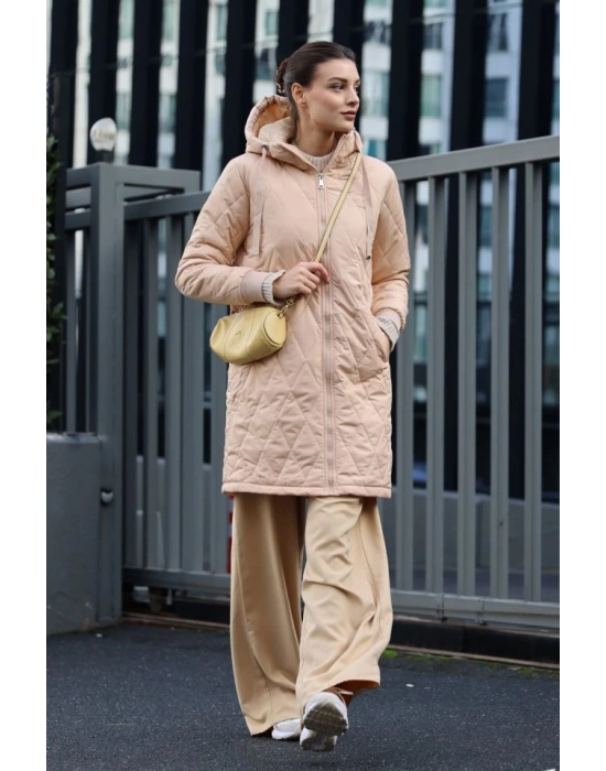 51 Kapitone Uzun Şişme Mont  Bej