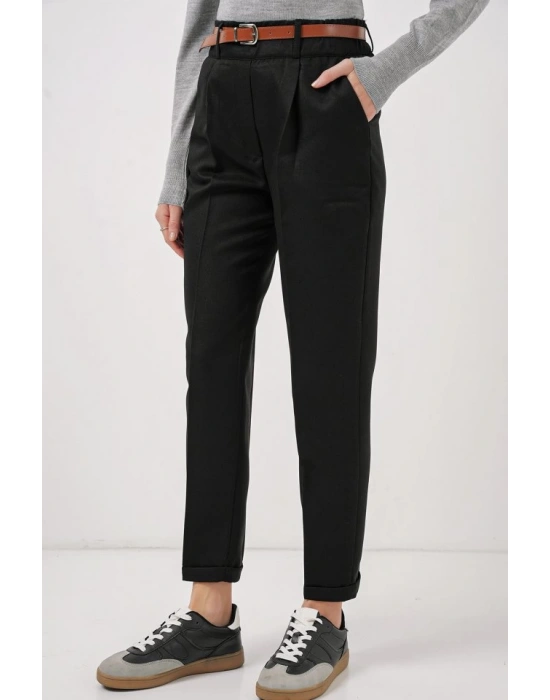 6686 Pileli Kemerli Kumaş Pantolon  Siyah