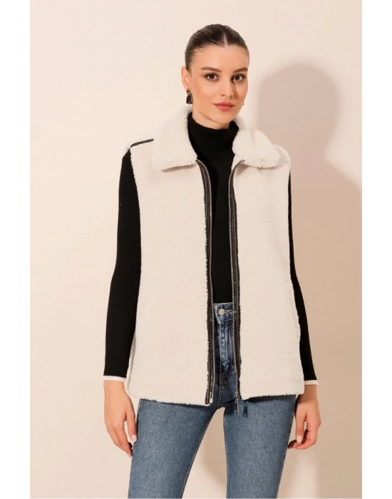 6793 Peluş Yelek  Beyaz