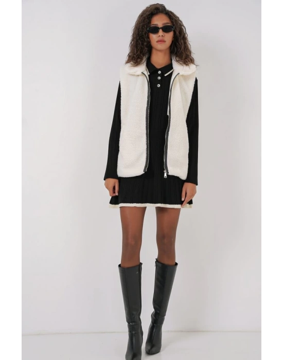 6793 Peluş Yelek  Beyaz