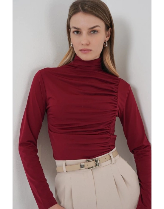 9 Büzgü Detaylı Dik Yaka Sandy Bluz  Bordo