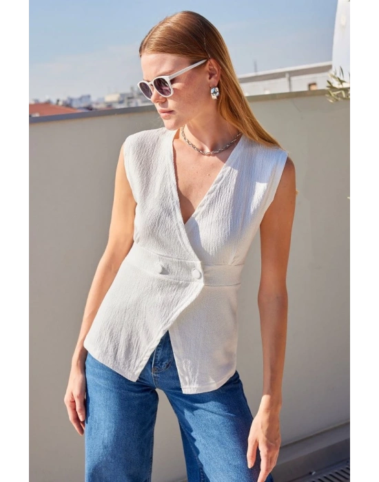 916 Düğme Detaylı Örme Yelek  Beyaz