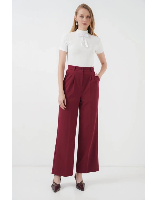 926 Yaka Detaylı Kısa Kol Bluz  Beyaz