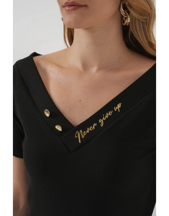 928 Kısa Kol V Yaka Bluz  Siyah