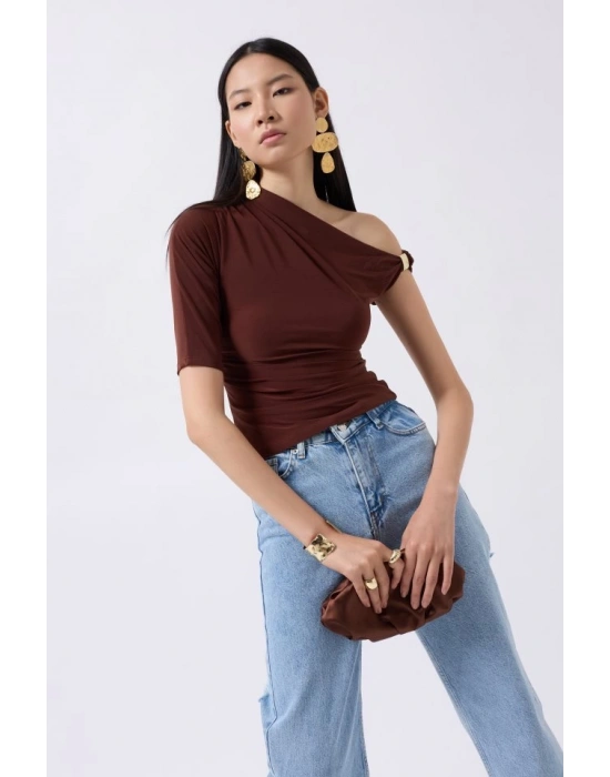 Aksesuar Detay Cutout Bluz