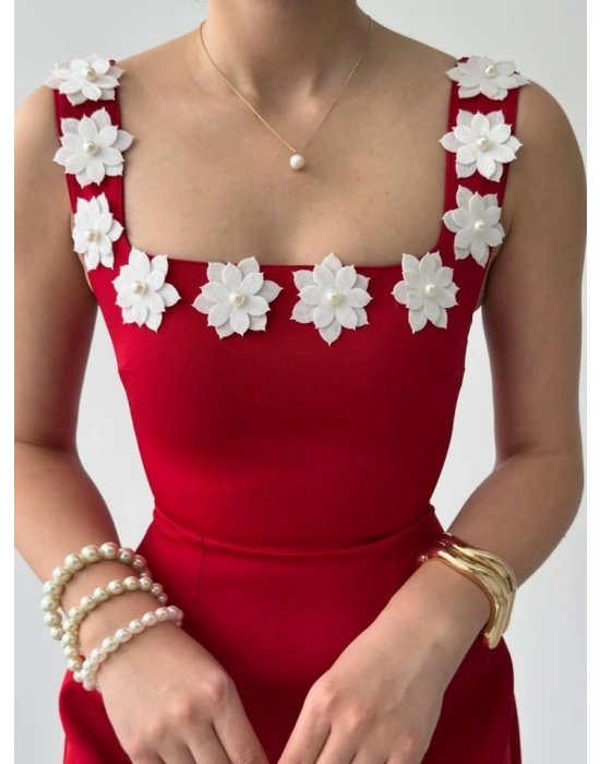 Alyosa Çiçek Detaylı Elbise