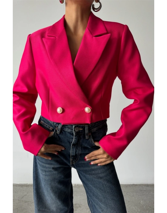 ARKAI İNCİ DÜĞME DETAYLI CROP CEKET  Fuşya