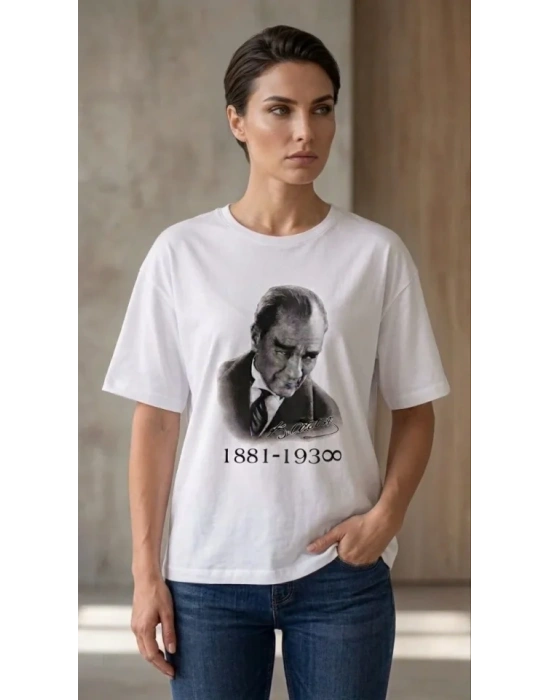 Atatürk Baskılı Tişört Kısa Kollu Bisiklet Yaka Thirt  Beyaz