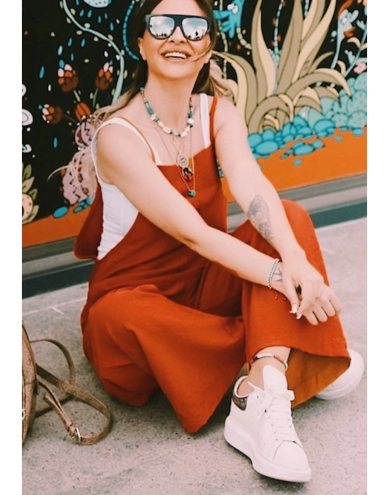 Atlet Dahil Aerobin Kumaş Tulum