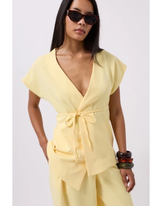 Bağcık Detay Yelek