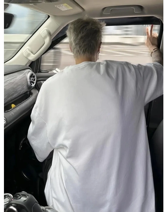 Baskılı Oversize Bisiklet Yaka Tshirt  Beyaz