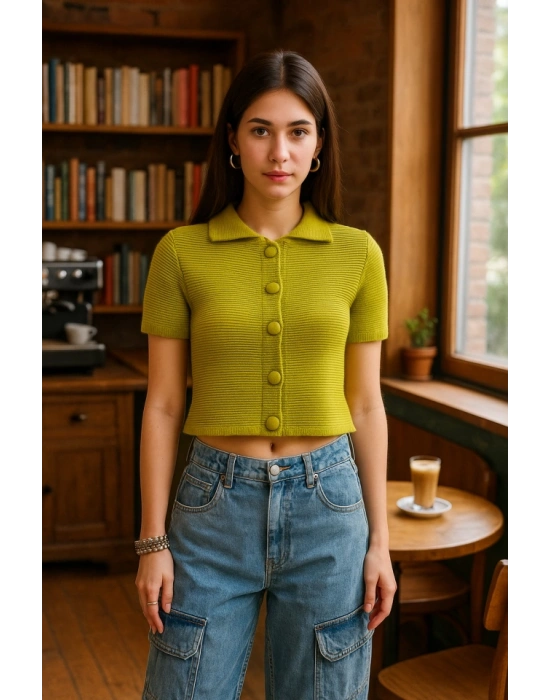 Bebe Yaka Düğmeli Bluz