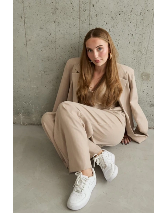 Bej Çizgili Ceket  Yelek Ve Pantolon Takım