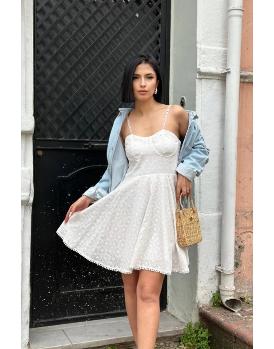 Beyaz Askılı Fisto ini Elbise