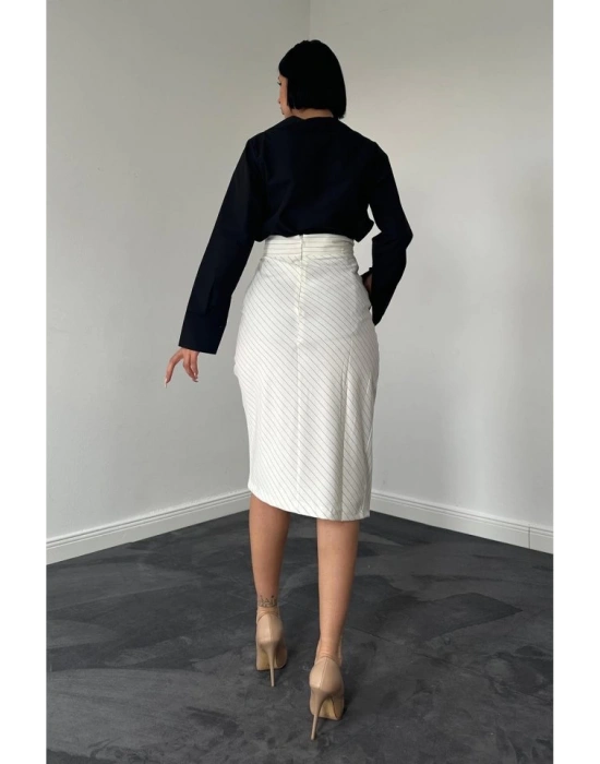 Beyaz Çizgili Poliviskon Etek