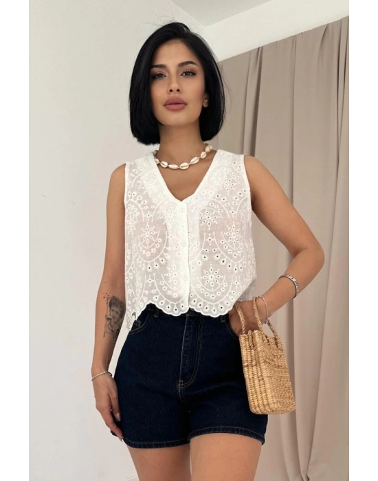 Beyaz Sıfır Kol Brode Bluz