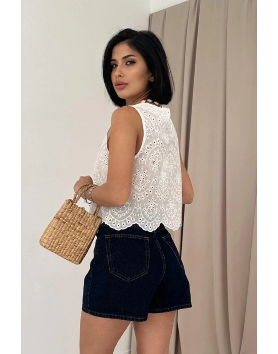 Beyaz Sıfır Kol Brode Bluz