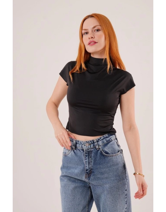 Boğazlı Parlak Kumaş Siyah Crop