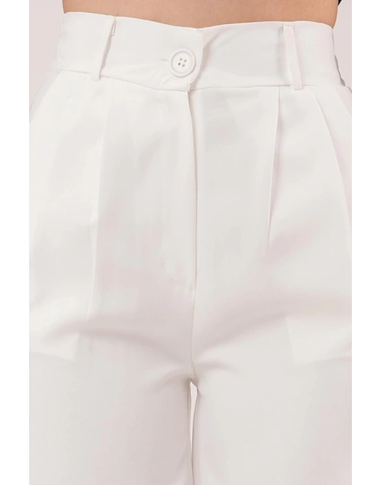 Bol Paça Piliseli Beyaz Pantolon