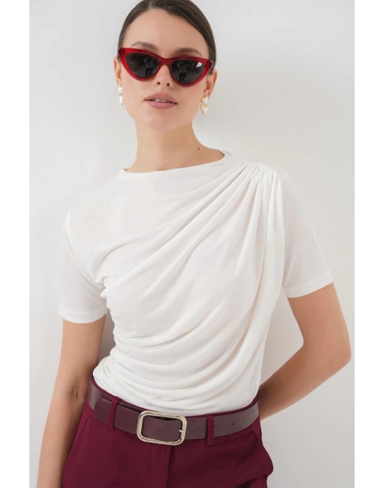 Büzgü Detaylı Kısa Kol Sandy Bluz 945  Beyaz
