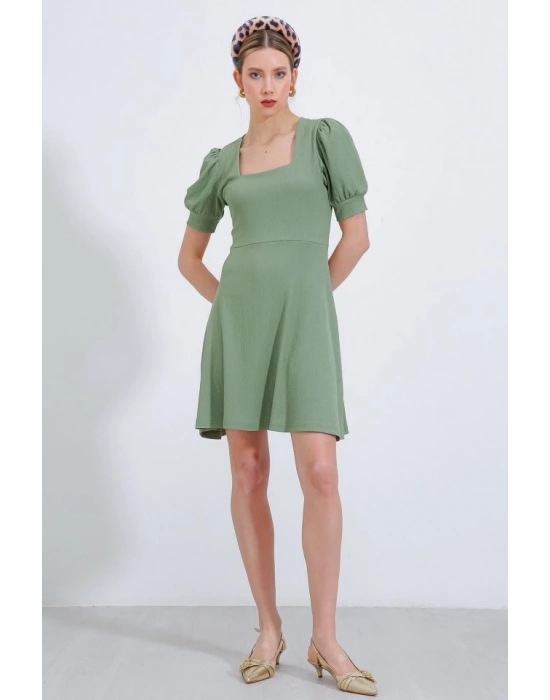 Çağla Yeşili Kare Yaka Örme Mini Elbise