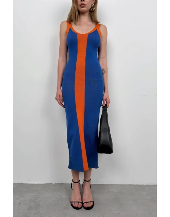 Çift Renk Yırtmaç Detay Elbise