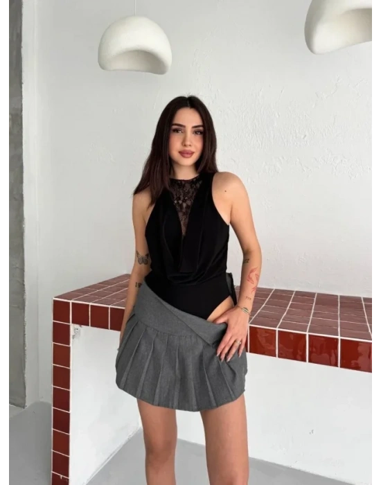 Dantel Detaylı Derin Dekolte Body Şık Kolsuz Yazlık Bodysuit  iyah
