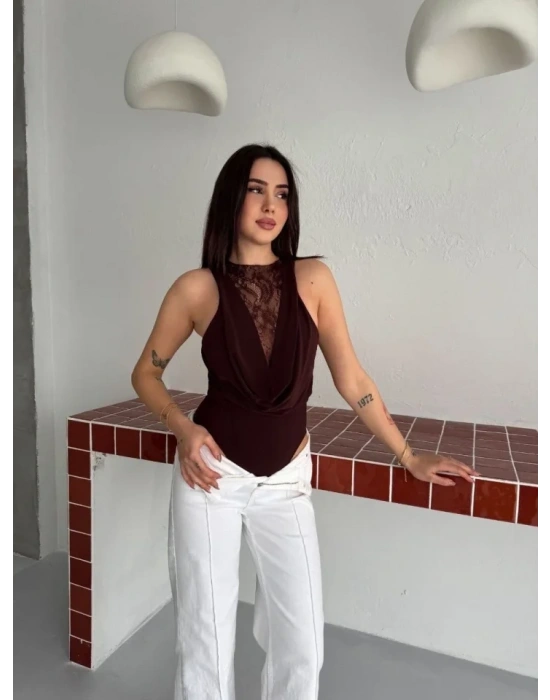Dantel Detaylı Derin Dekolte Body Şık Kolsuz Yazlık Bodysuit  Kahvrenegi