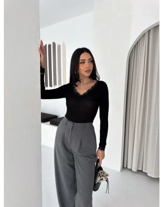 Dantel Detaylı V Yaka Arkası V Yaka Kaşmir Dokulu Uzun Kollu Bluz  Vişne Çürüğü