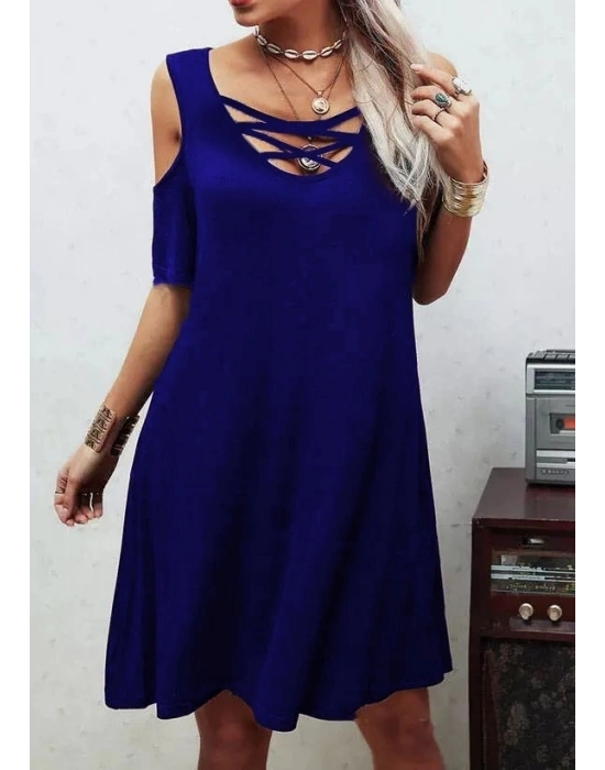 Dekolteli Bağcık Detay Viskon Kumaş Elbise