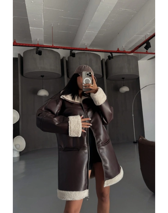 DERİ ONT KOL VE YAKA PELUŞ KAPAKSIZ CEP DETAYLI  Kahverengi