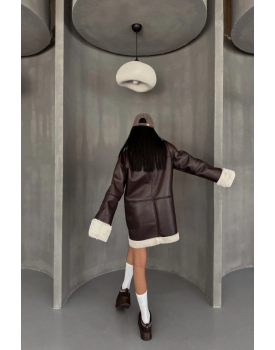 DERİ ONT KOL VE YAKA PELUŞ KAPAKSIZ CEP DETAYLI  Kahverengi