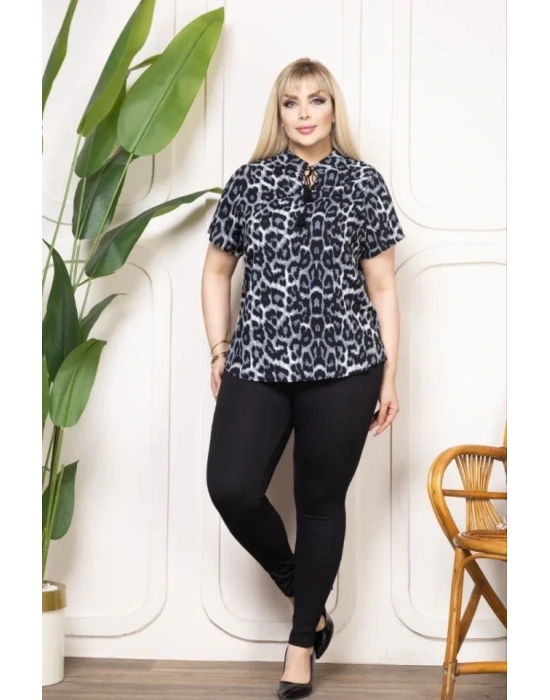 Desenli Püsküllü Viskon Bluz Bebe Yaka Kısa Kollu Big Size Rahat Kesim  Desenli