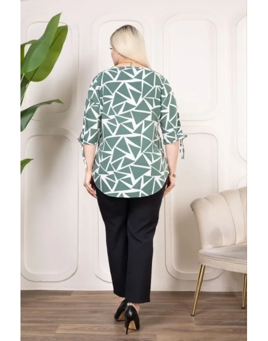 Desenli Püsküllü Viskon Bluz Bebe Yaka Kısa Kollu Big Size Rahat Kesim  Desenli