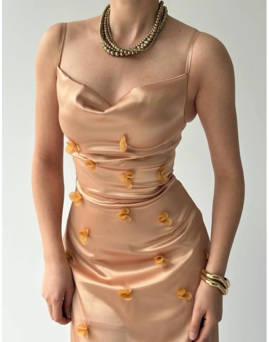 Dora Çiçek Detaylı Elbise