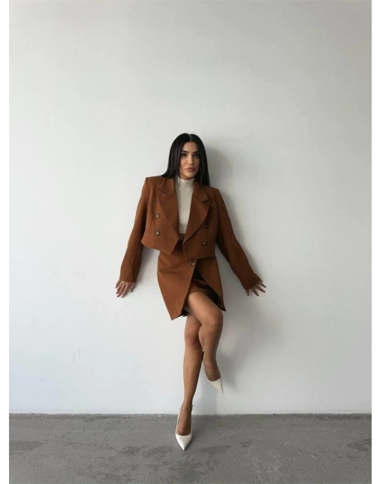 DÜĞME DETAYI ETEK  CROP CEKET TAKIM  Kahverengi