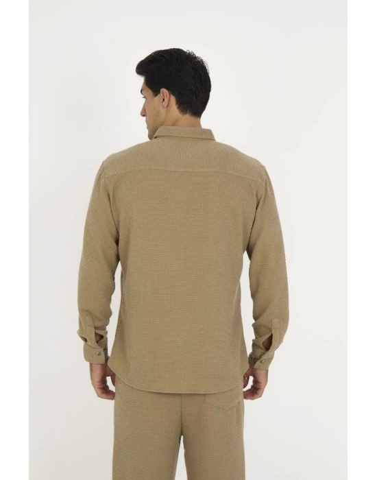 Düğmeli Tam Kalıp Uzun Kol Jakar Gömlek  Kahverengi