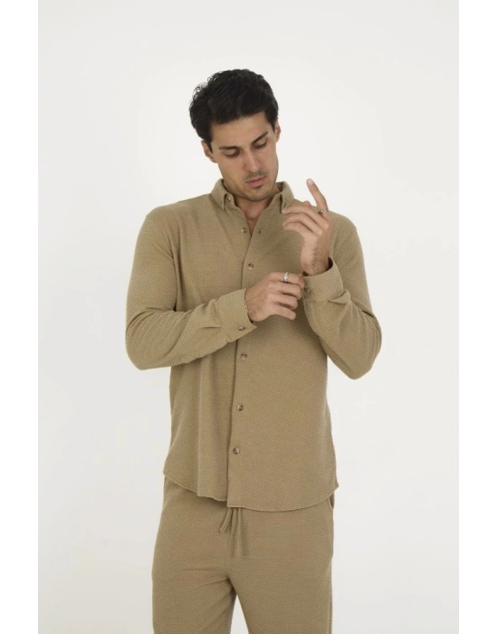 Düğmeli Tam Kalıp Uzun Kol Jakar Gömlek  Kahverengi