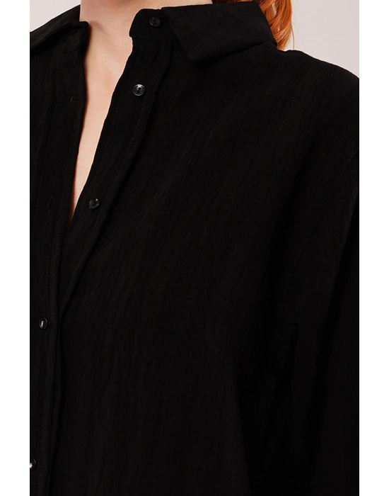 Düğmeli Ve Çizgi Detaylı iyah Gömlek