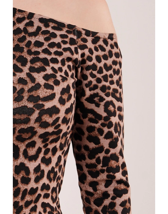 Düşük Omuz Detaylı Leopar Desen Bluz